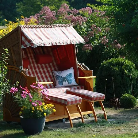 Living Lust 2 In مالتشو